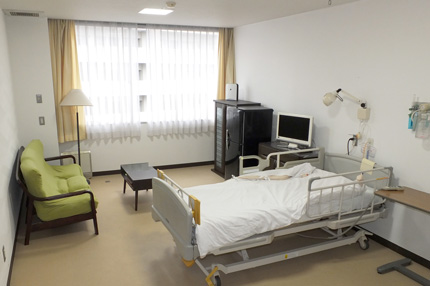 東郷外科医院の病棟個室の写真